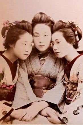 Kottoya-antiquariato-giapponese-Luca-Piatti-fotografia-Felice-Beato-Geisha