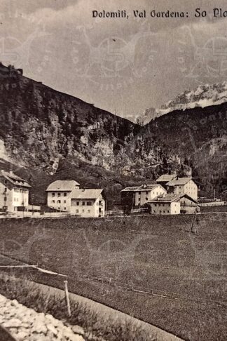 Cartolina_d'epoca_regionalismo_ Dolomiti_Val_Gardena_Soplases_Santa_Cristina