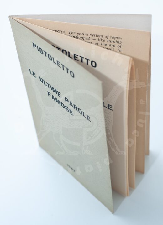 Libro_dartista_Pistoletto_Michelangelo_le_ultime parole_famose_Torino_1967_prima_edizione_luca_piatti_librirarieantichi (5) (Copia)
