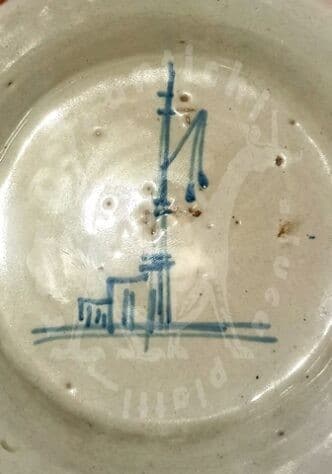 Ceramica_ligure_maiolica_liguria_ savona_Marchio_lanterna_bianco_ blu